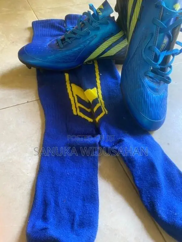 Pan Football Shoe