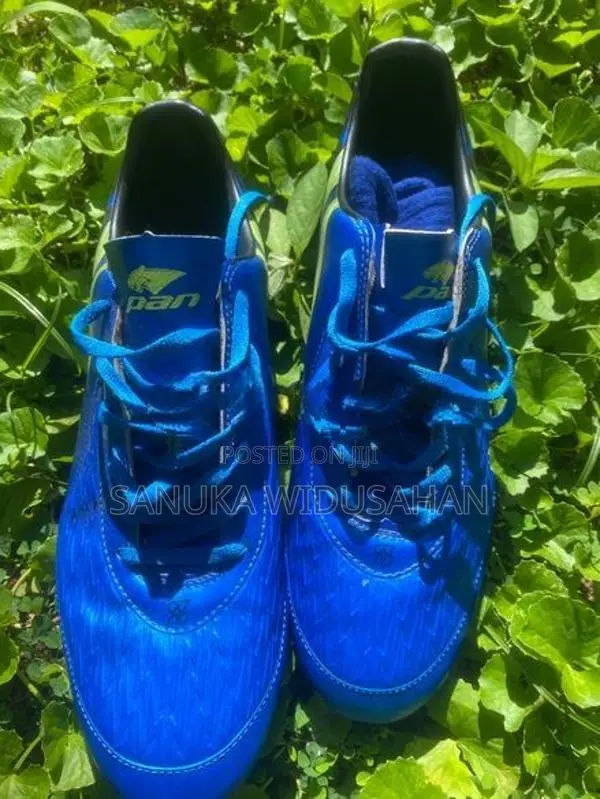 Pan Football Shoe