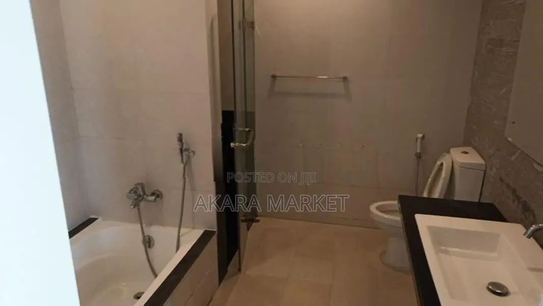 Emperor Residences - Furnished Apartment For Sale A13362 In Colombo 3