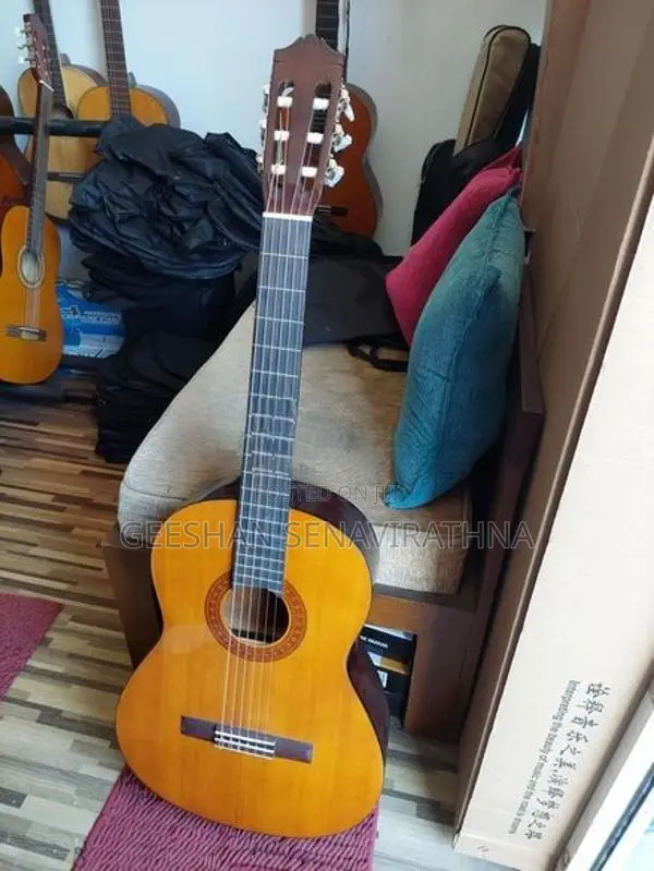 Yamaha C60 Classical Guitar