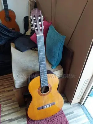 Yamaha C60 Classical Guitar