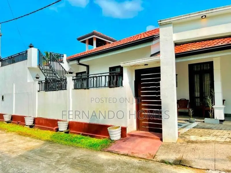 Furnished New Single Story 4 Bed Rooms House For Sale in Negombo