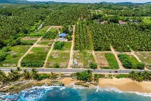 Dikwella Villa Land