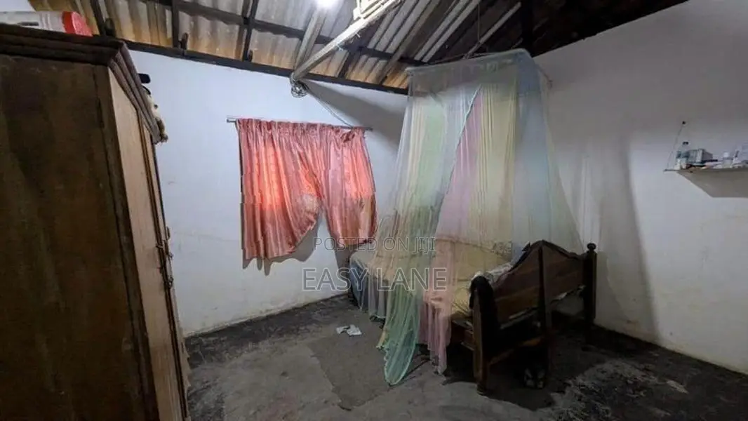 කඩුවෙල – මල්වාන නගරයට පයින් යන දුරින් දේපළක් විකිණීමට