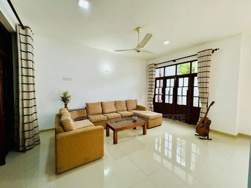 Luxurious 5-Bedroom Modern House For Sale In Pitakotte Kotte