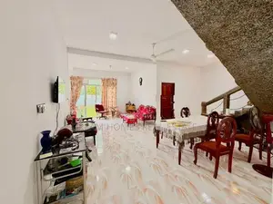 Spacious 5-Bedroom House for Sale in Kahathuduwa