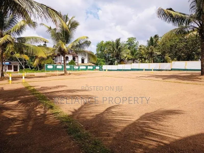 Secure Your Future with Prime Land in Homagama