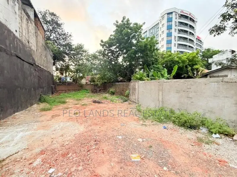(SL1632) 8.1 Perch Commercial Land for Sale in Pamankada