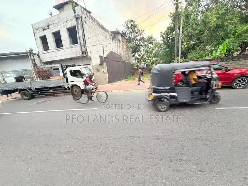 (SL1632) 8.1 Perch Commercial Land for Sale in Pamankada