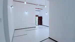02 Bedroom House For Rent - Pelawatta