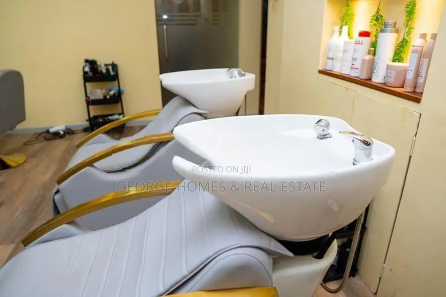 Fully Completed Salon For Sale At Battaramulla
