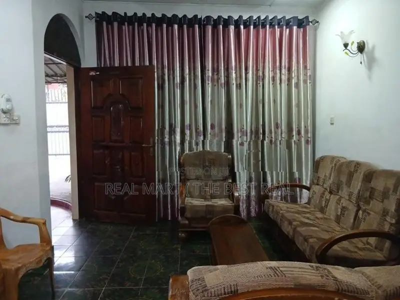 KOLONNAWA : 5-BR (7.62P) TWO-STOREY HOUSE FOR SALE IN GOTHATUWA
