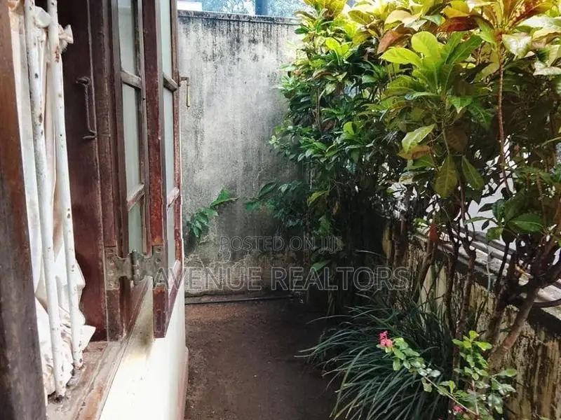 Prime Property for Sale on Laurie’s Road, Colombo 04 | (HS5001)