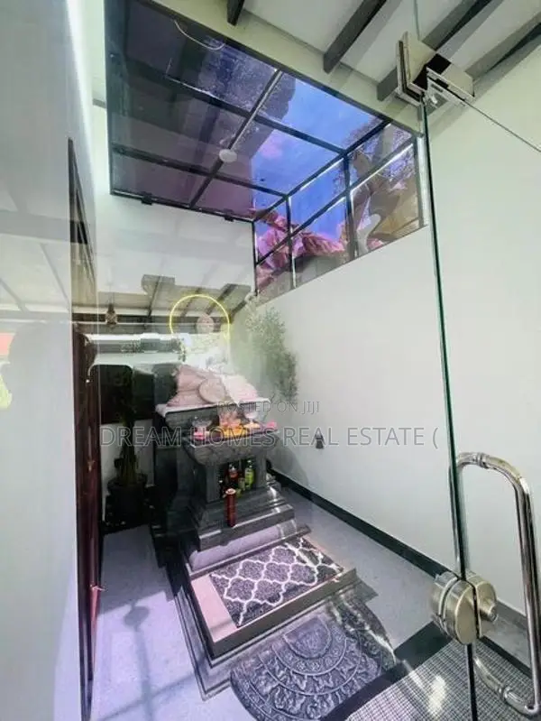 Fully Furnished New Modern House for Sale in Athurugiriya