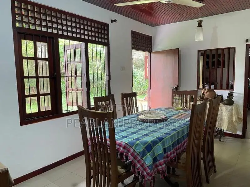Spacious House For Sale – Ambalanwatha, Galle