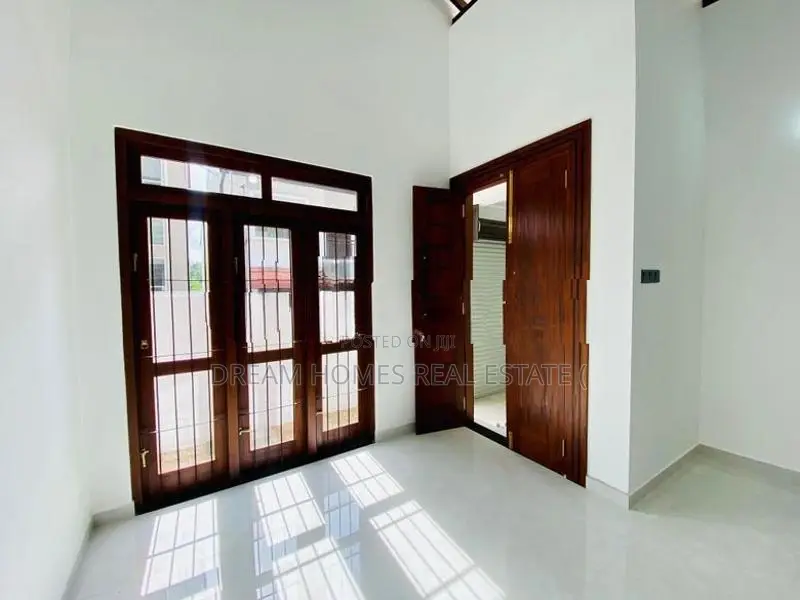 New Single-Storied House For Sale – Athurugiriya