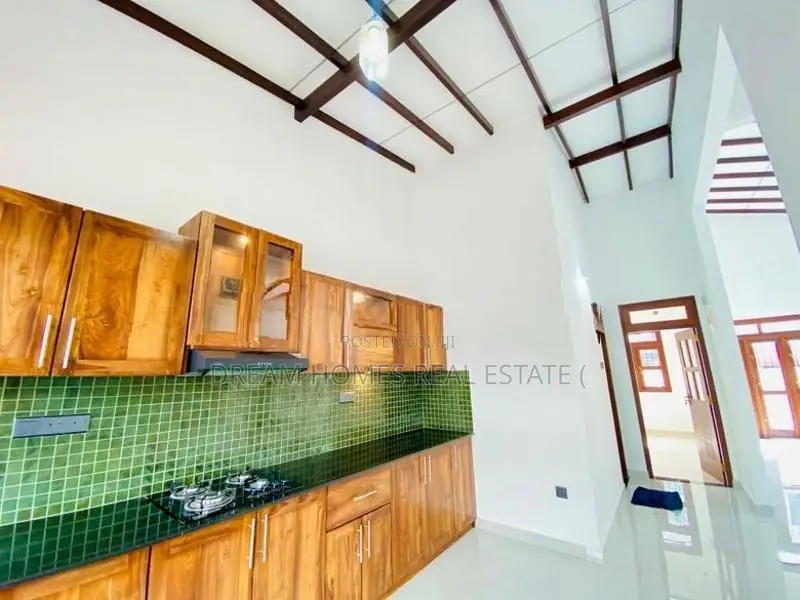 New Single-Storied House For Sale – Athurugiriya