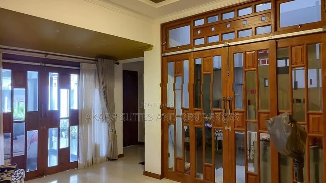 4,500 Sq.ft - Furnished House for Rent HL54692