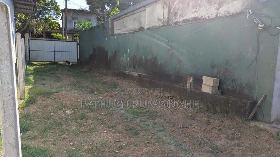 Land for Sale in Piliyandala, Gangarama Road