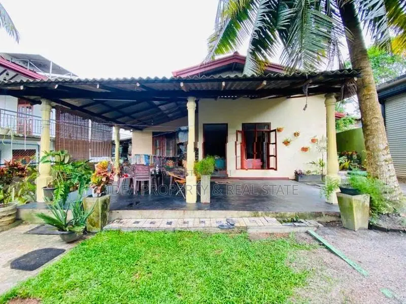 (HRS-735)​​​Valuable Single Storey House for Sale in Kahathuduwa