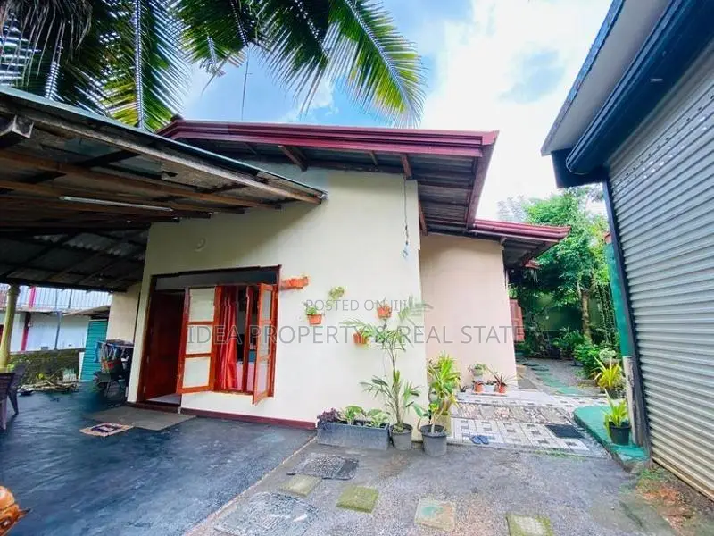 (HRS-735)​​​Valuable Single Storey House for Sale in Kahathuduwa