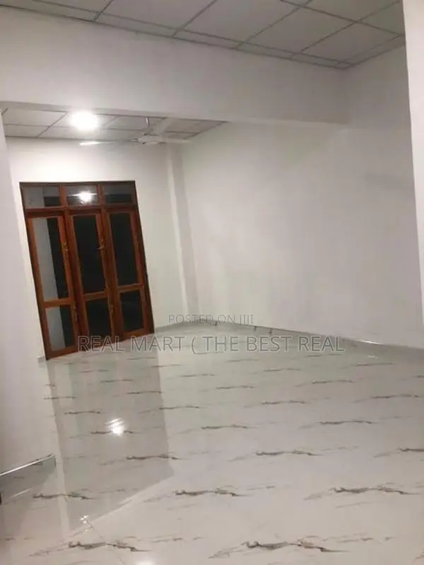 WATTALA : 3-BR (7.5P) BRAND NEW HOUSE FOR SALE AT MAHABAGE