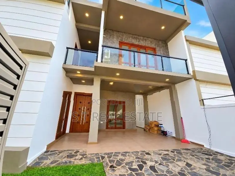 Architecture Designed Luxury 3-Story House For Sale In Werahera