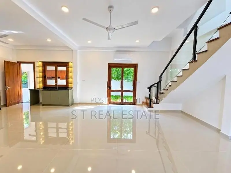 Architecture Designed Luxury 3-Story House For Sale In Werahera