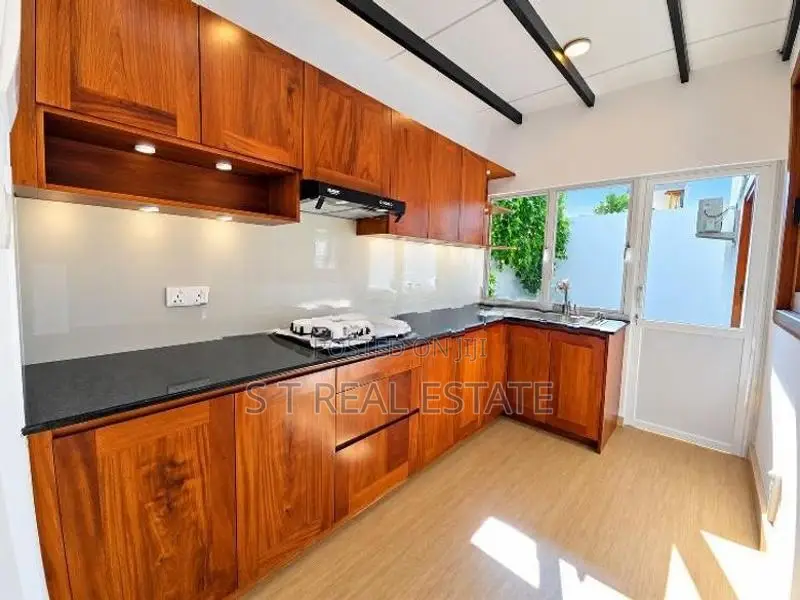 Architecture Designed Luxury 3-Story House For Sale In Werahera