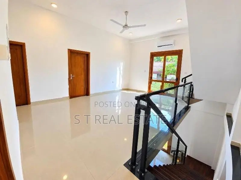Architecture Designed Luxury 3-Story House For Sale In Werahera