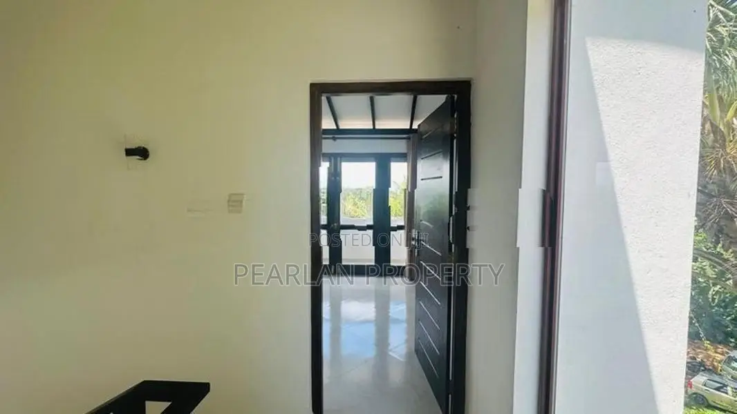 Fully Furnished Super Luxury House for Sale – Near Karaptiya