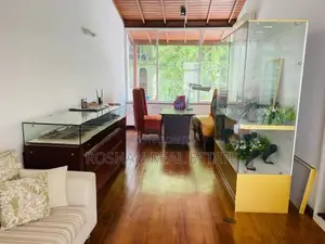 SUPER LUXURIOUS HOUSE FOR RENT COLOMBO 3AB3151
