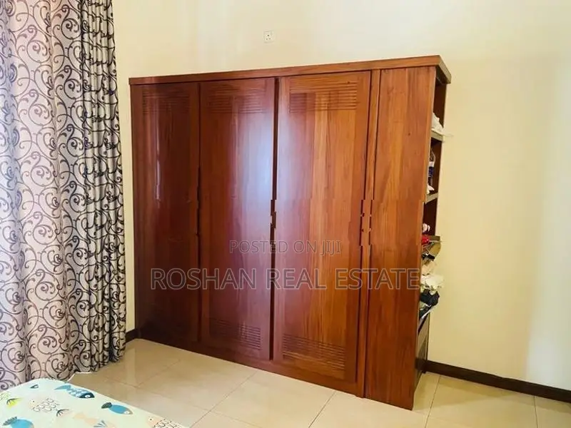 SUPER LUXURIOUS HOUSE FOR RENT COLOMBO 3AB3151