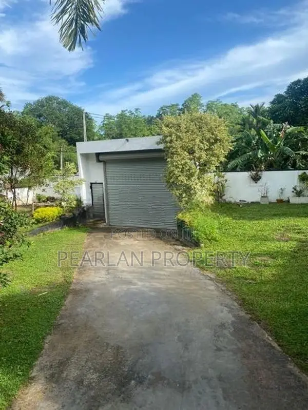 Spacious 2-Storey House for Sale – Galle,
