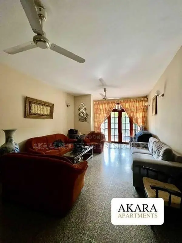 6,400 sq.ft - Unfurnished House for Rent HL56092 Colombo 07
