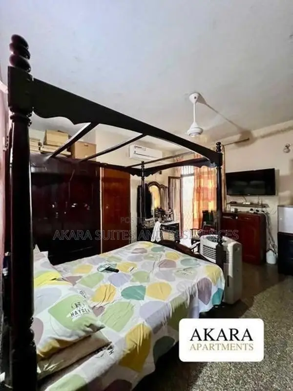 6,400 sq.ft - Unfurnished House for Rent HL56092 Colombo 07
