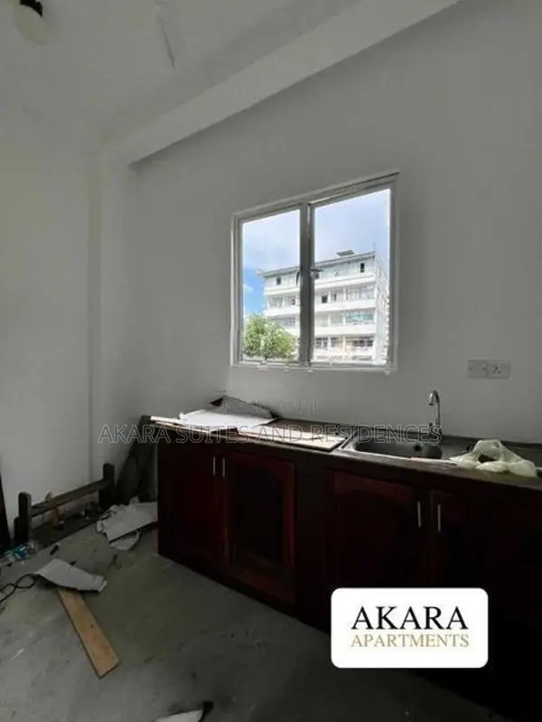 6,400 sq.ft - Unfurnished House for Rent HL56092 Colombo 07