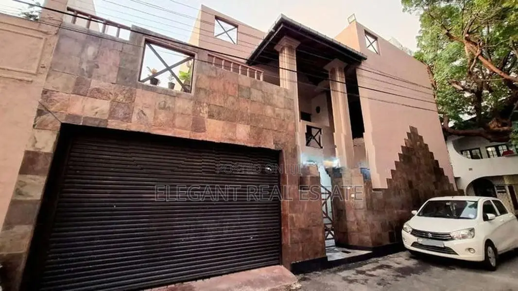 05 Bedroom Furnished 03 Storied House for Sale in Colombo 07 (A5740)