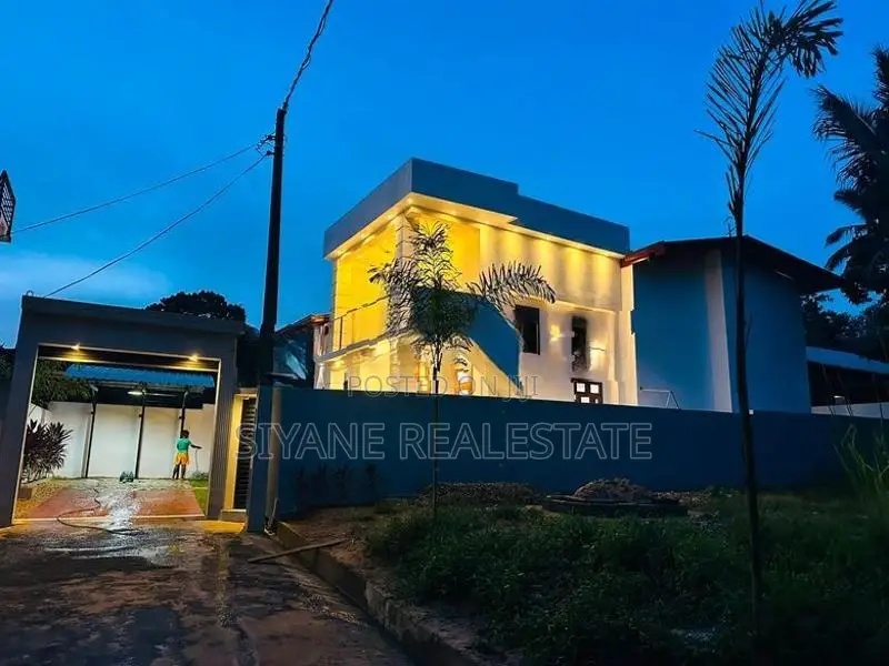 Brand New Luxury House For Sale In Polgasowita