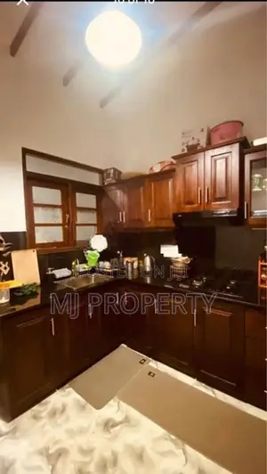 ( TR-1284) Valuable Two Storey House Rent in Piliyandala