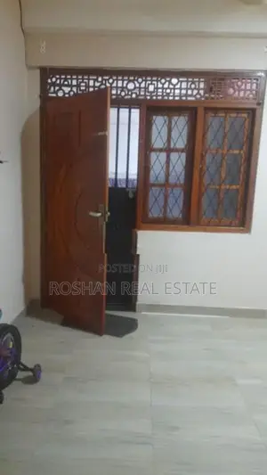 UNFURNISHED THREE STORIED HOUSE FOR RENT COLOMBO 2 LI3154