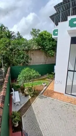 Nugegoda – Spacious 7BR House for Rent Garden, CCTV & Solar (MG1430)