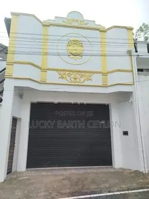 Nugegoda – Spacious 7BR House for Rent Garden, CCTV & Solar (MG1430)
