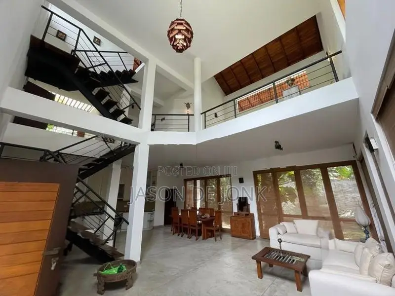 LKR 53 million | House for SALE Ja-Ela (Kapuwatte)