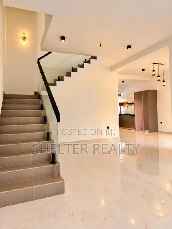 Luxury Brand New House for sale in Wattala