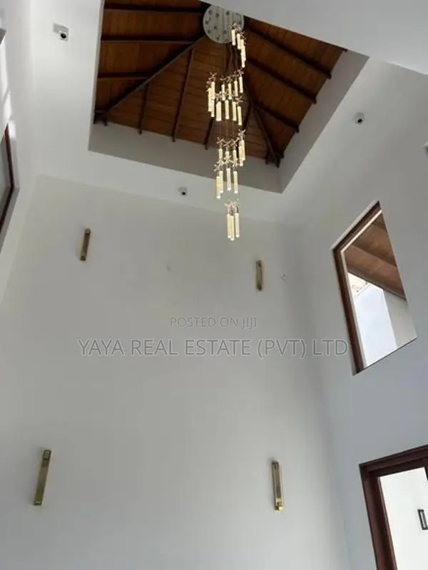 Luxury House For Sale IN Pitakotte Kotte
