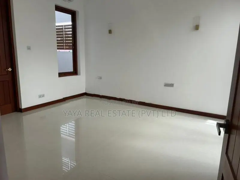 Luxury House For Sale IN Pitakotte Kotte