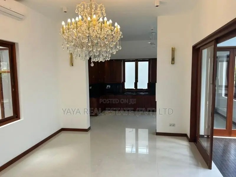 Luxury House For Sale IN Pitakotte Kotte
