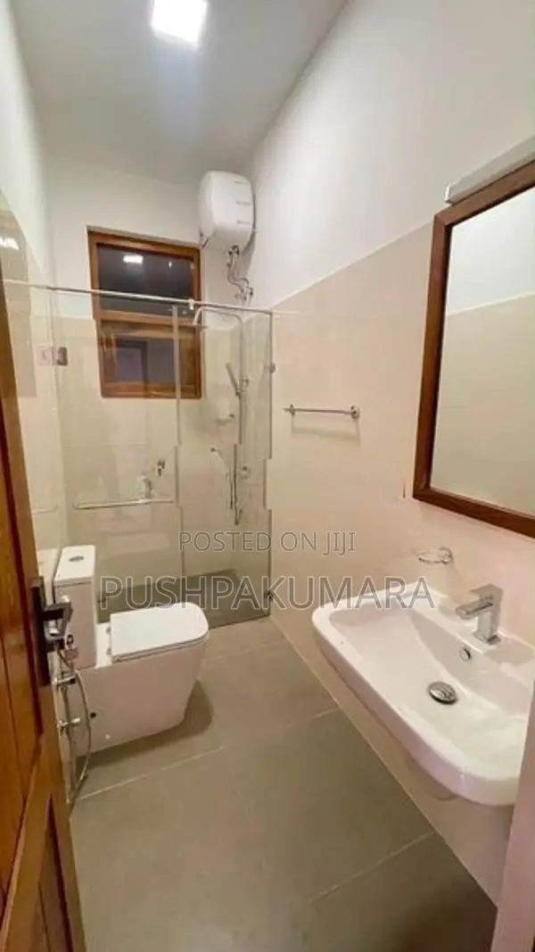House For Rent IN Pelawatta ( File NO 5642B) Colombo 5