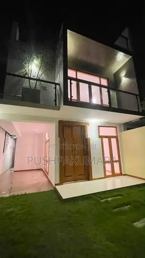 House For Rent IN Pelawatta ( File NO 5642B) Colombo 5